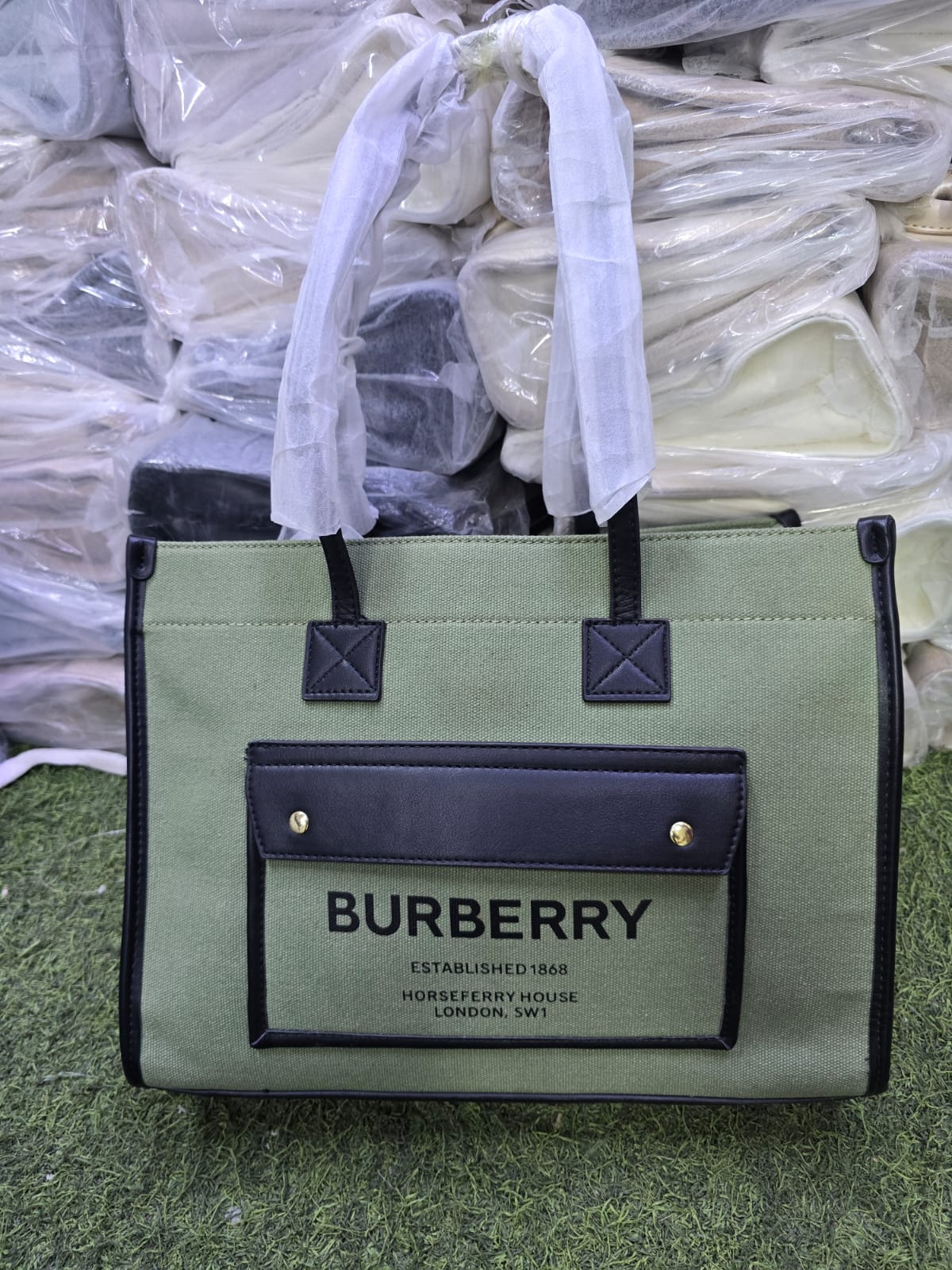Burberry Wemen's handbag