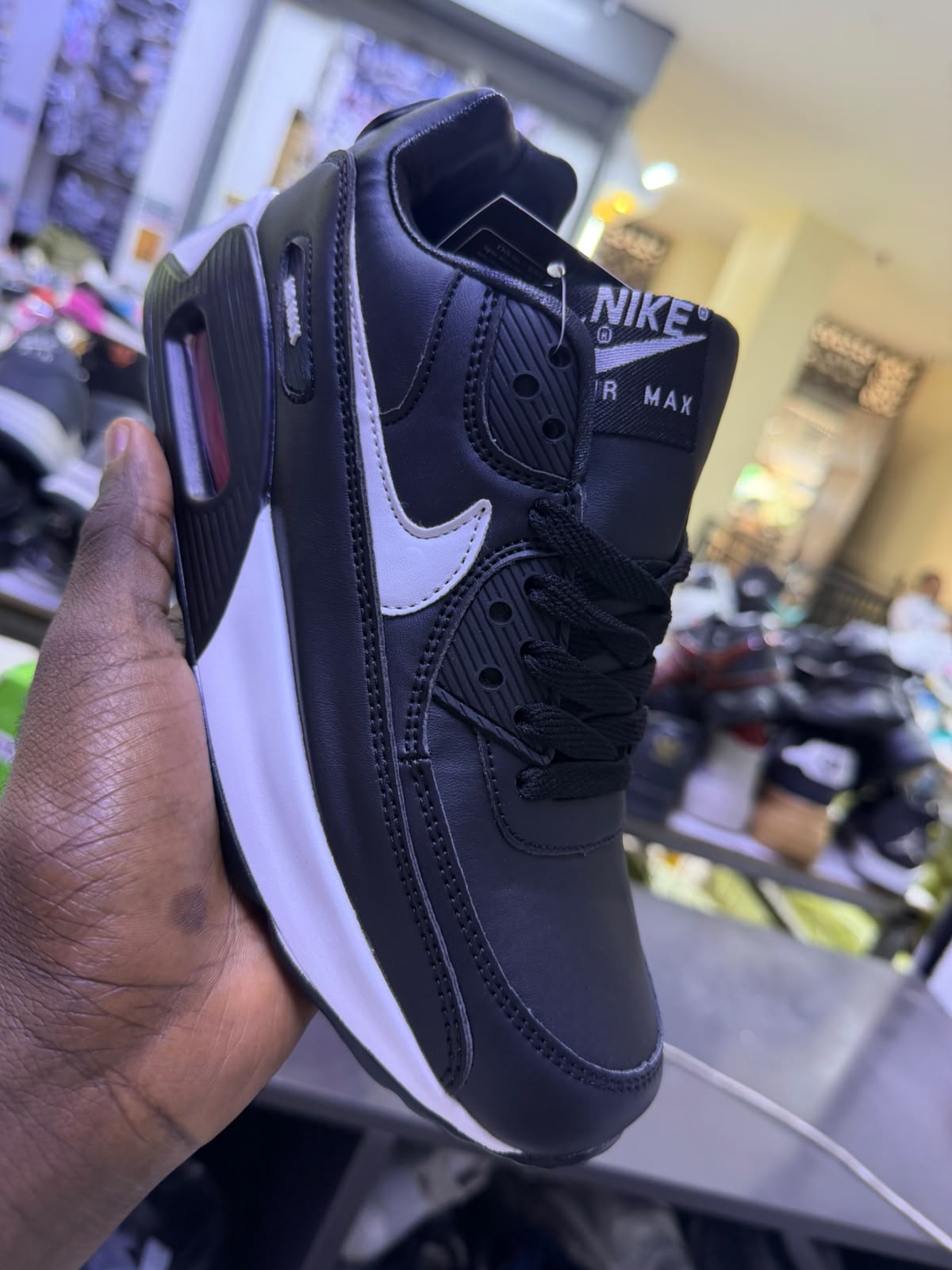 Unisex sneakers