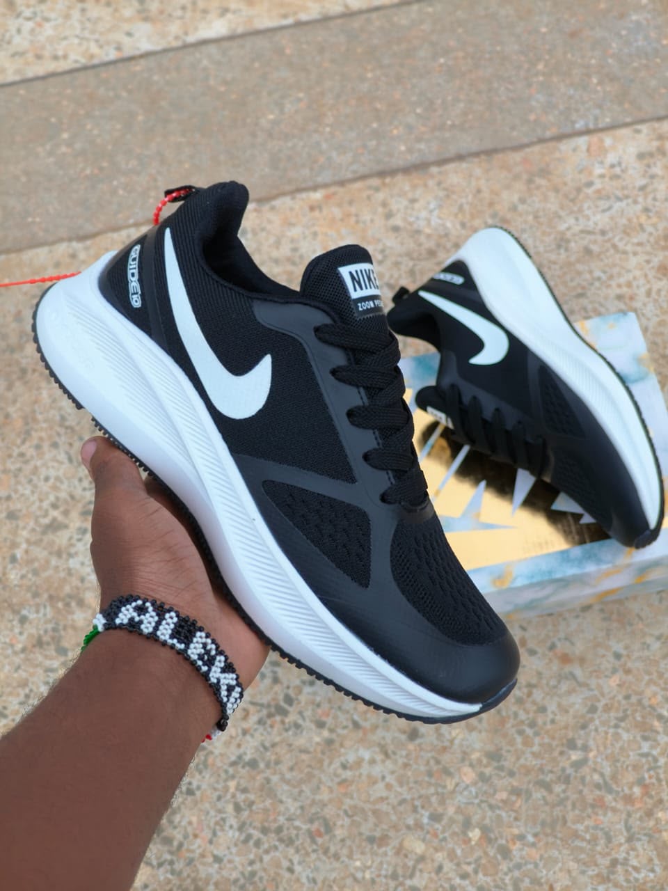 Unisex sneakers